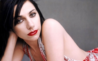 PJ HARVEY (foto interpreta)