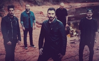 BREAKING BENJAMIN (foto interpreta)